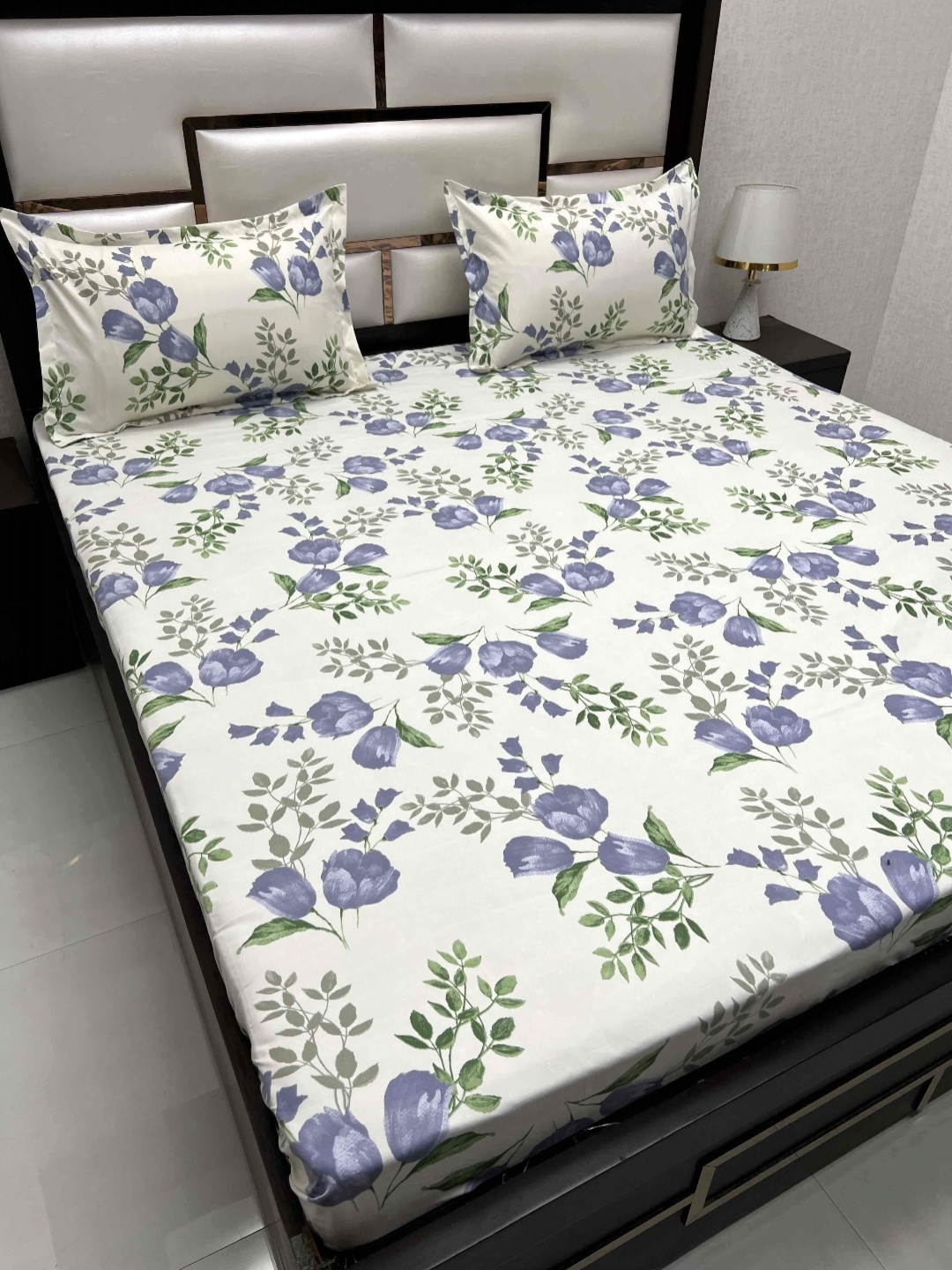 

Pure Decor Amulya White & Blue Floral 240 TC Cotton Queen Bedsheet With 2 Pillow Covers