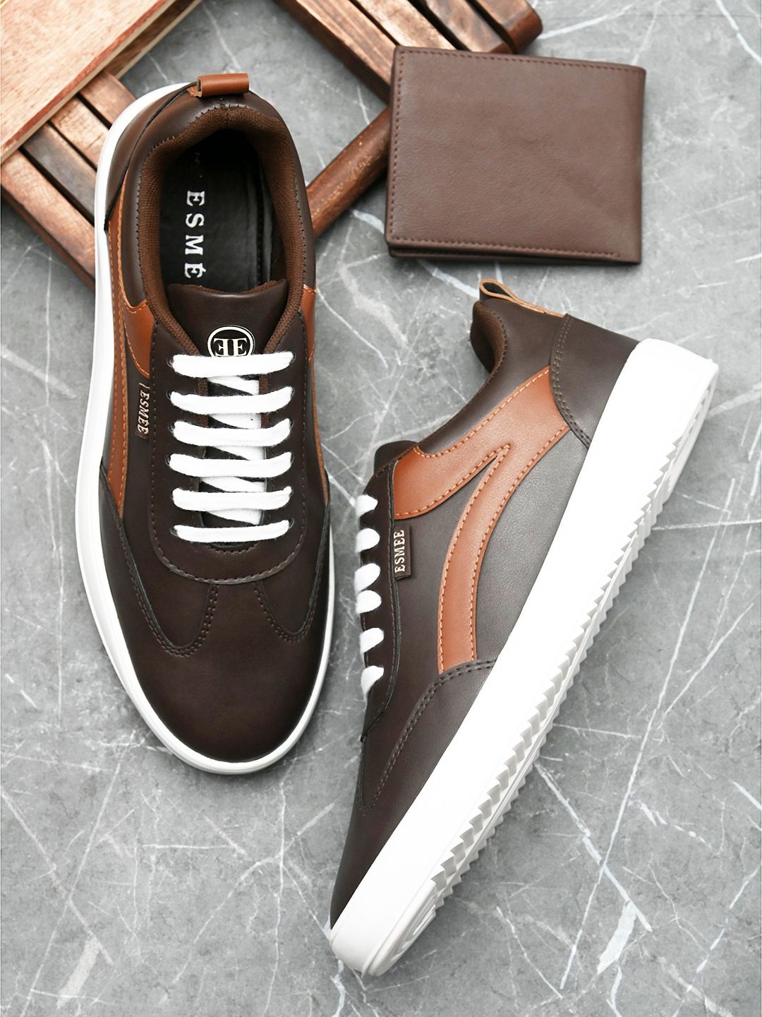 

ESMEE Men Colourblocked Sneakers, Brown