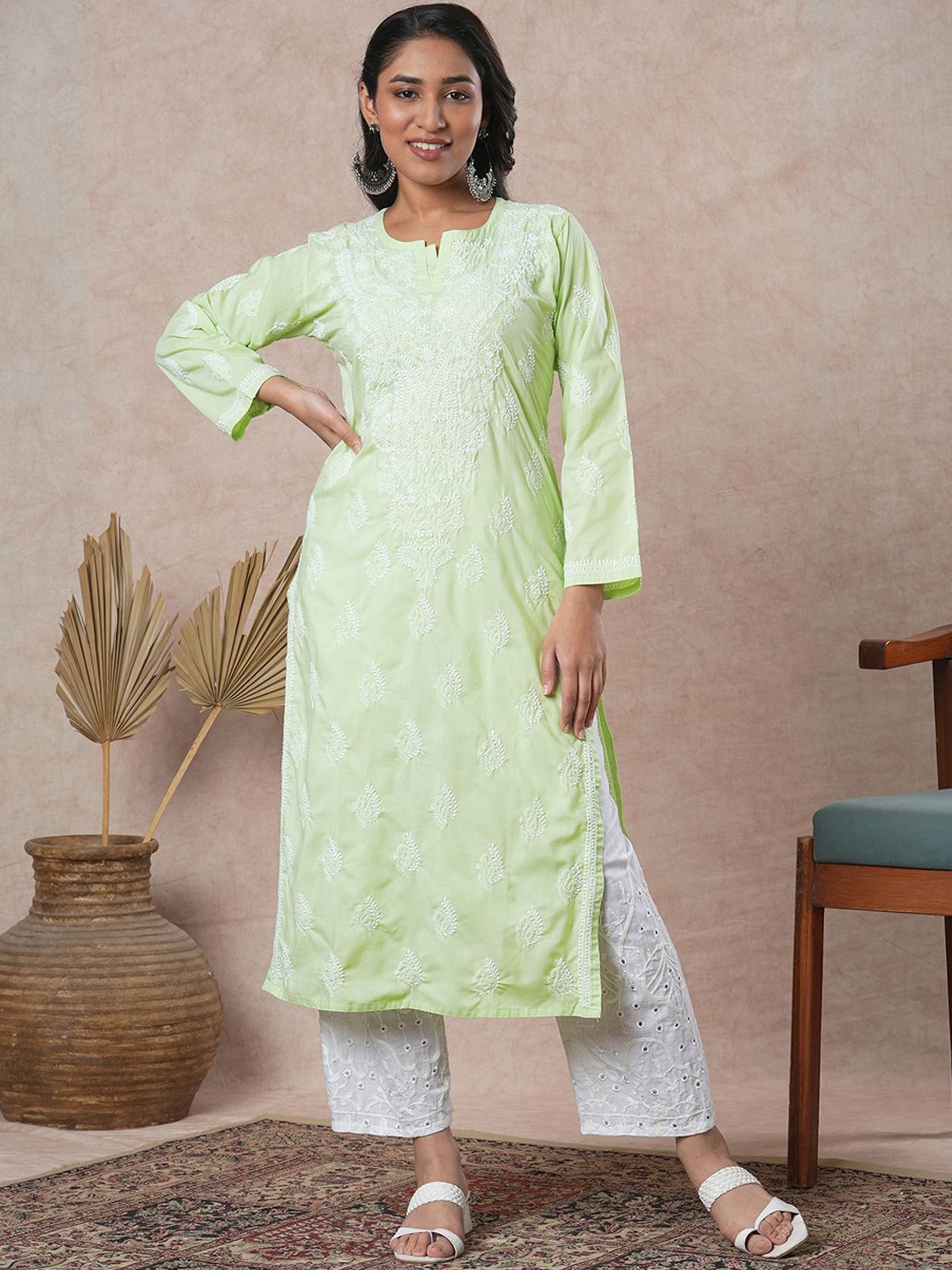 

ADA Ethnic Motifs Embroidered Chikankari Detail Long Sleeves Side Slit Regular Kurta, Green