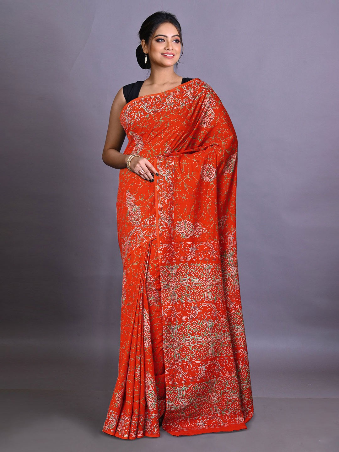 

Unnati Silks Ethnic Motifs Pure Cotton Handloom Block Print Saree, Red