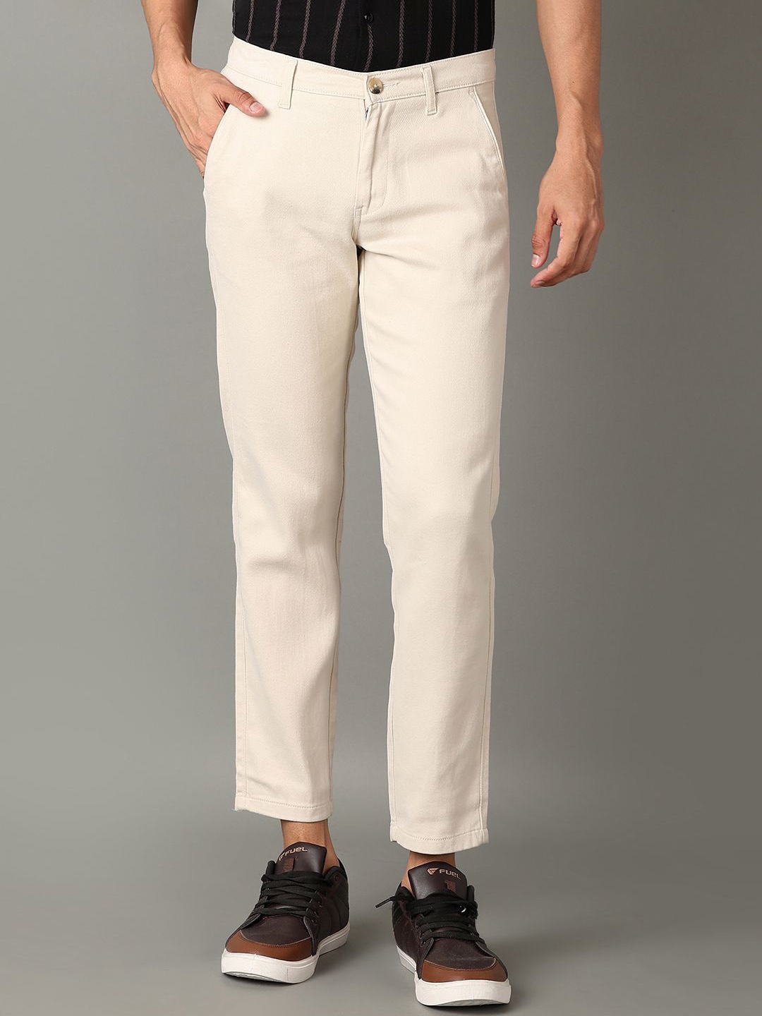 

V-Mart Men Chinos Trousers, Cream