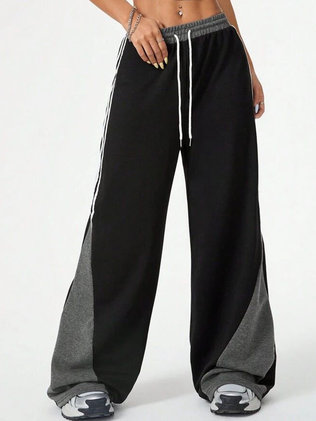 

TABADTOD Women Solid Striped Relaxed Loose Fit Trousers, Black