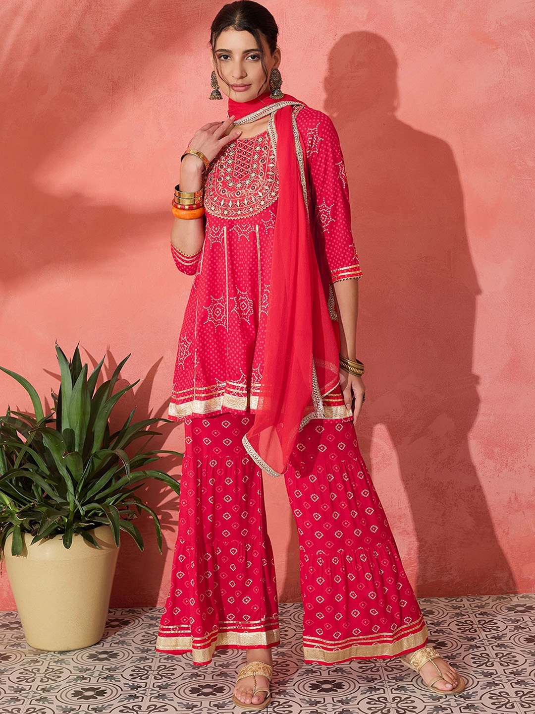 

InWeave Floral Embroidered Round Neck A-Line Kurta With Sharara & Dupatta, Red