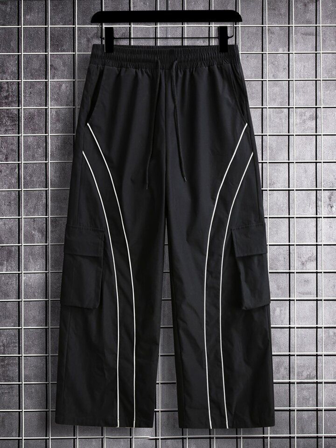 

TABADTOD Men Striped Relaxed Loose Fit Trousers, Black