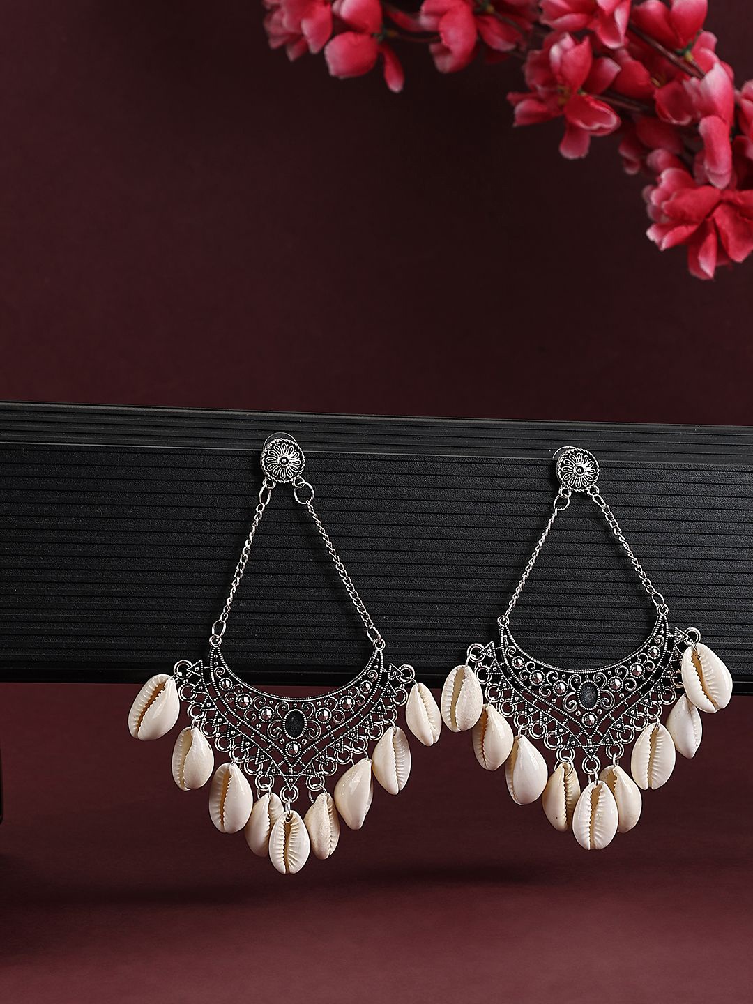 

MODE MANIA Silver-Plated Contemporary Drop Earrings