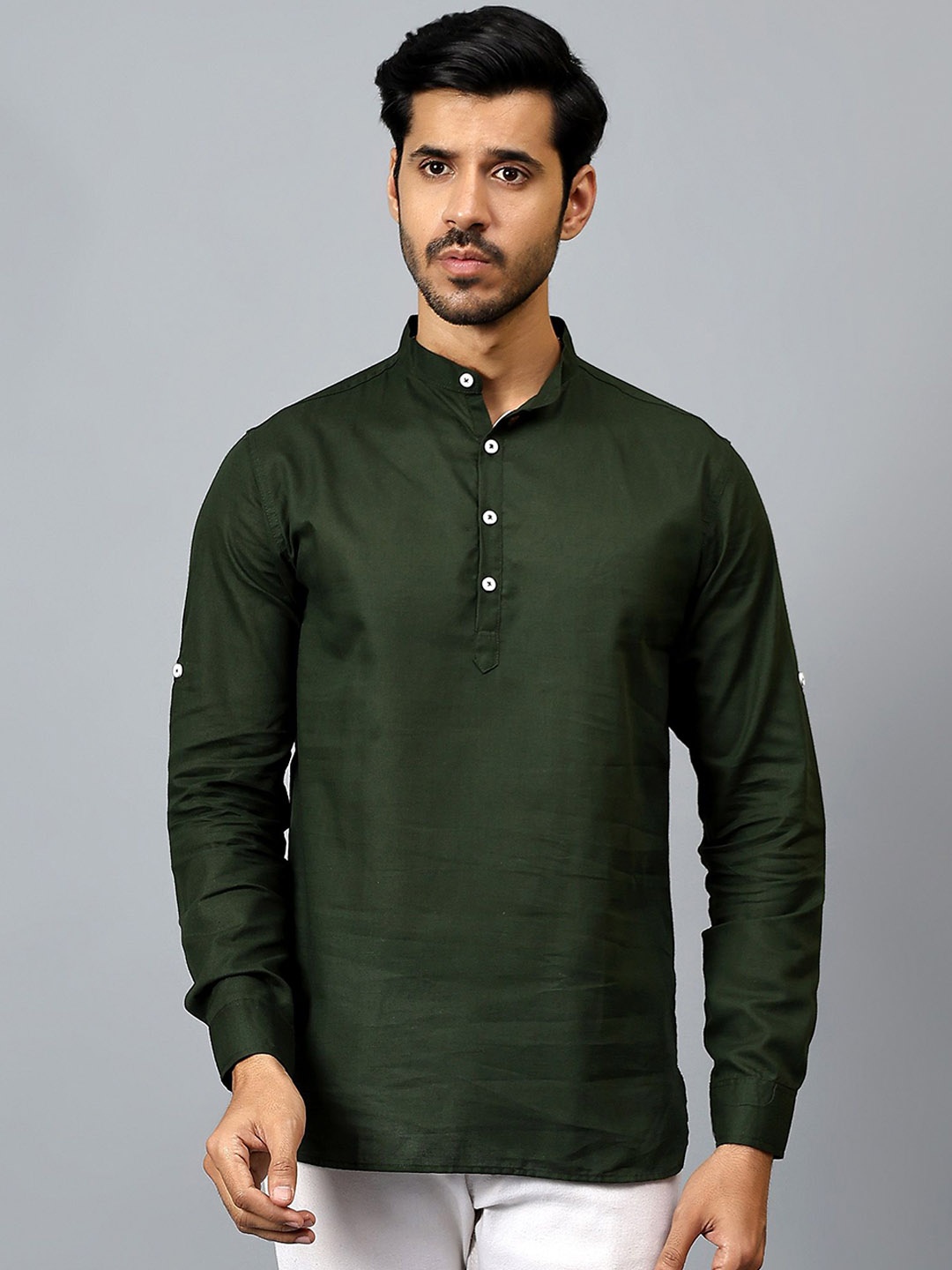 

Yugnik Mandarin Collar Roll-Up Sleeves Pure Cotton Short Kurta, Green