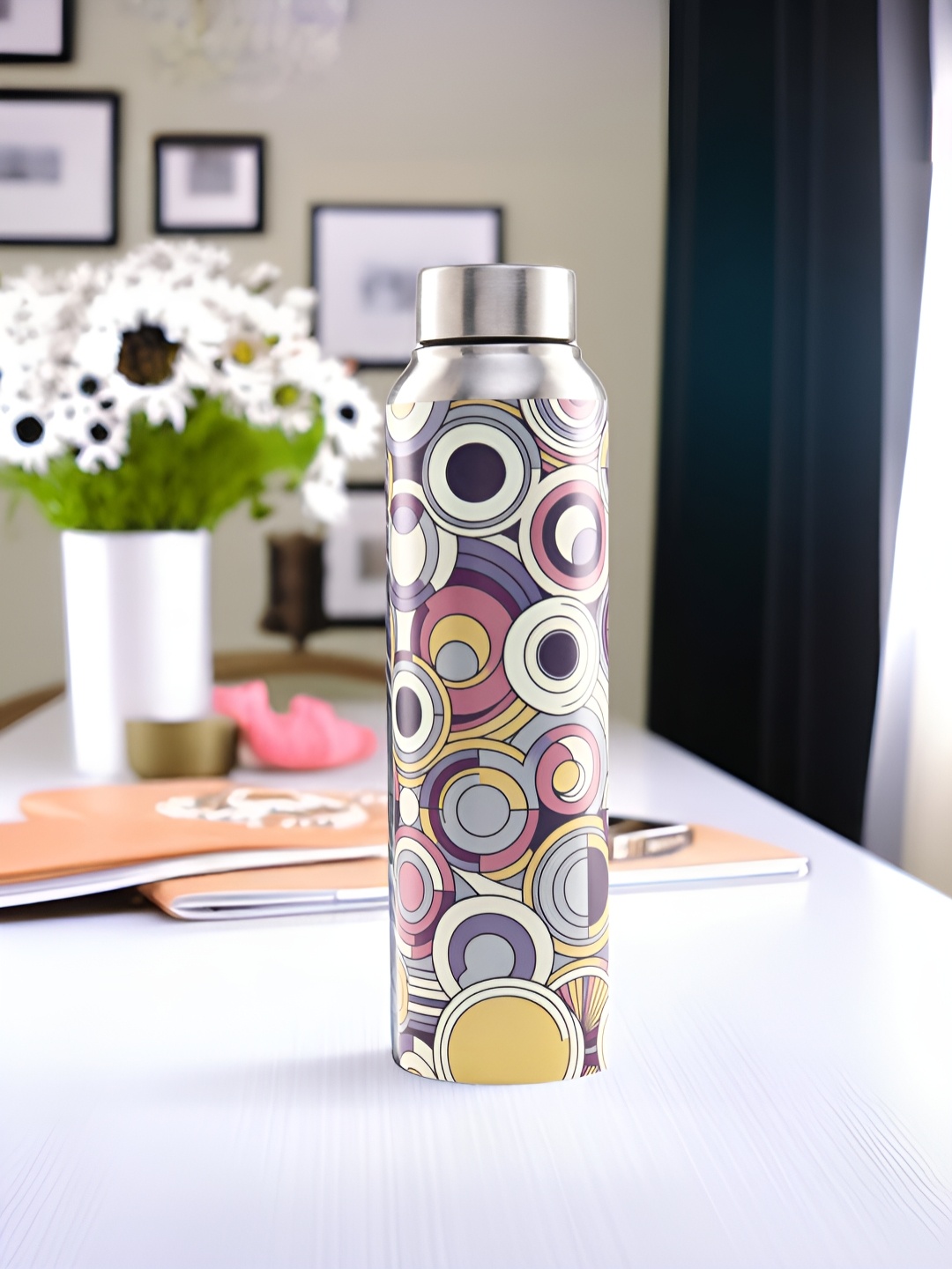 

UMAI Steel & Black Single Stainless Steel Printed Water Bottle 1L