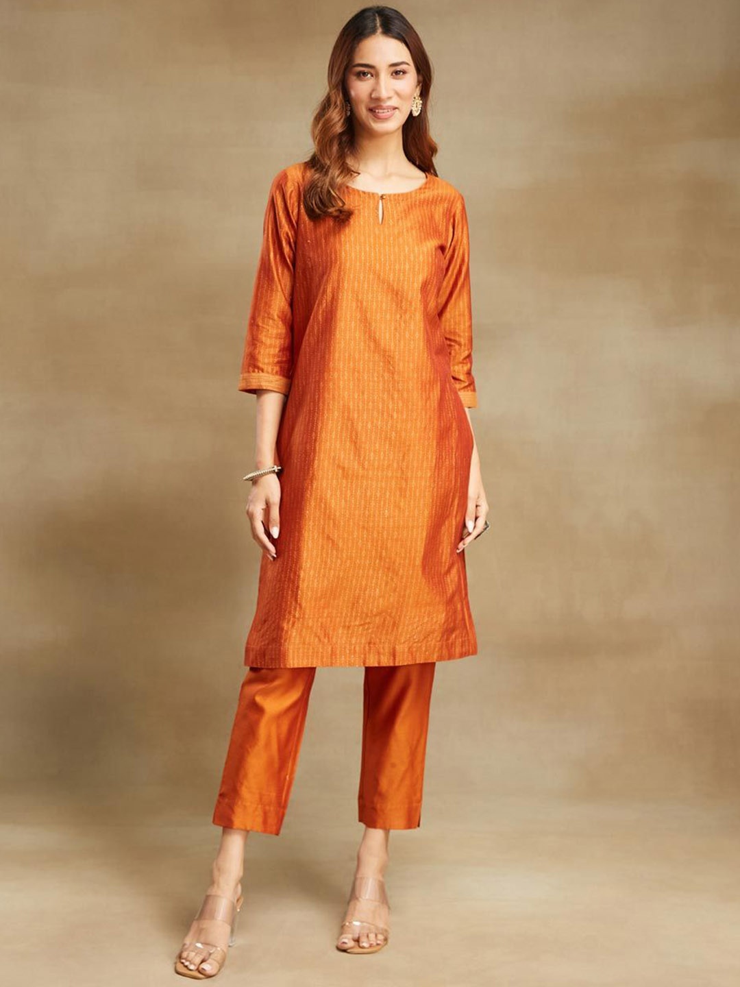 

Fabindia Ethnic Motifs Printed Keyhole Neck Cotton Silk Straight Kurta, Rust