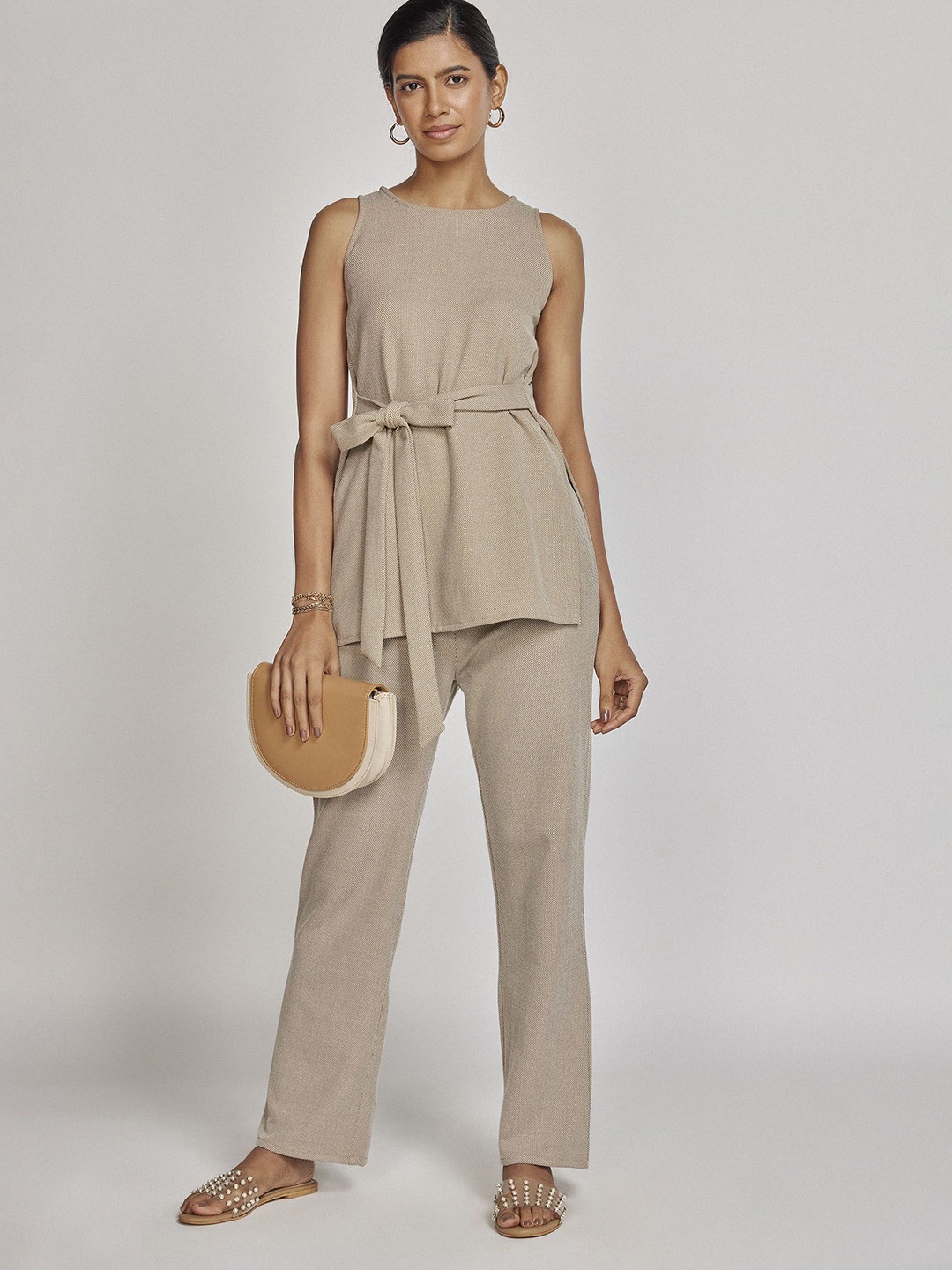 

The Label Life Women Textured Straight Fit Trousers, Beige