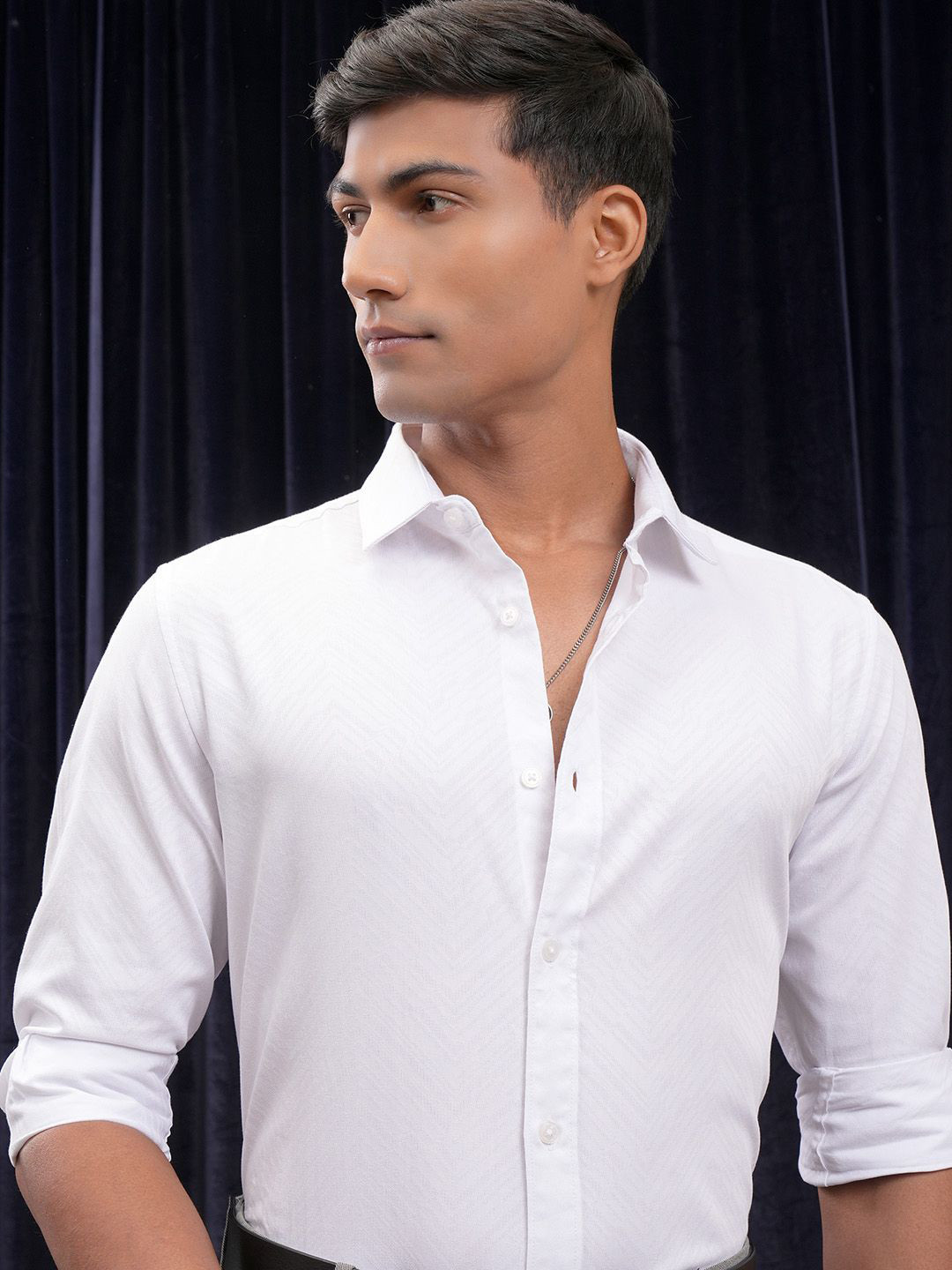 

LOCOMOTIVE Premium Men Jacquard Textured Occasion Shirt, White