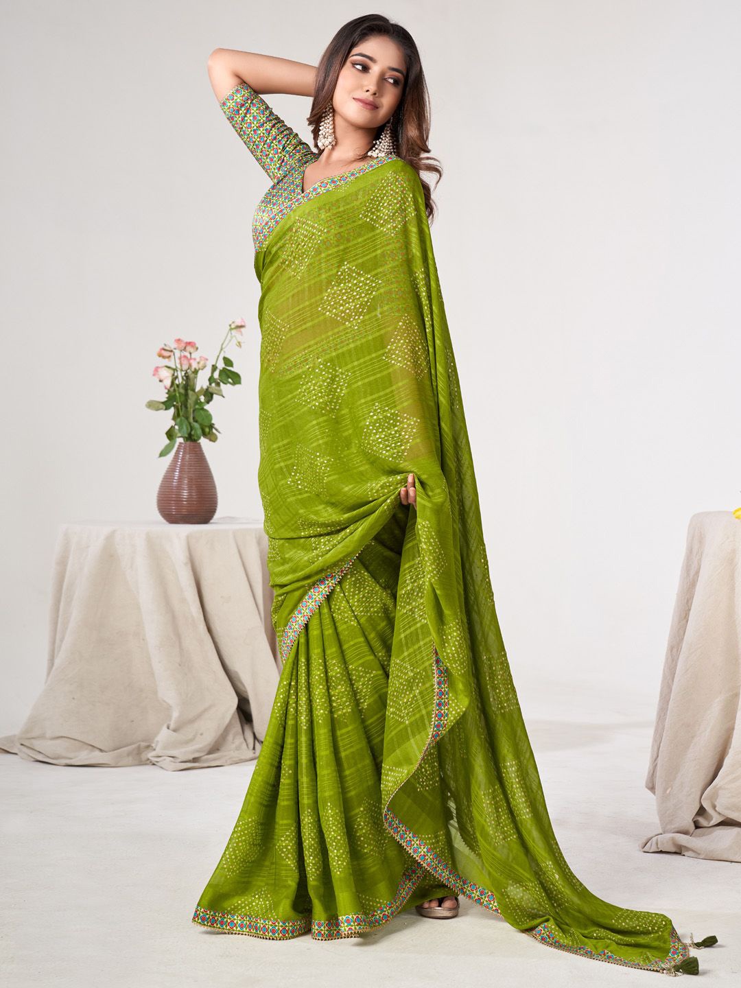 

Saree mall Bandhani Poly Georgette Sarees, Green