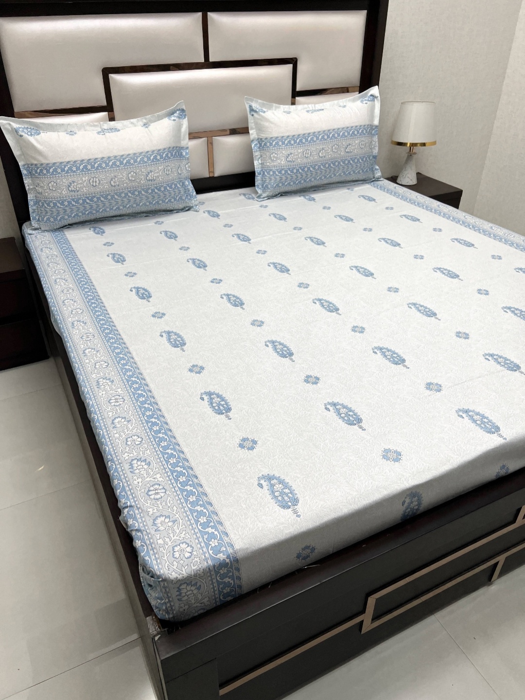 

Pure Decor Royal Passion Blue & Grey Paisley 380 TC Queen Bedsheet with 2 Pillow Covers