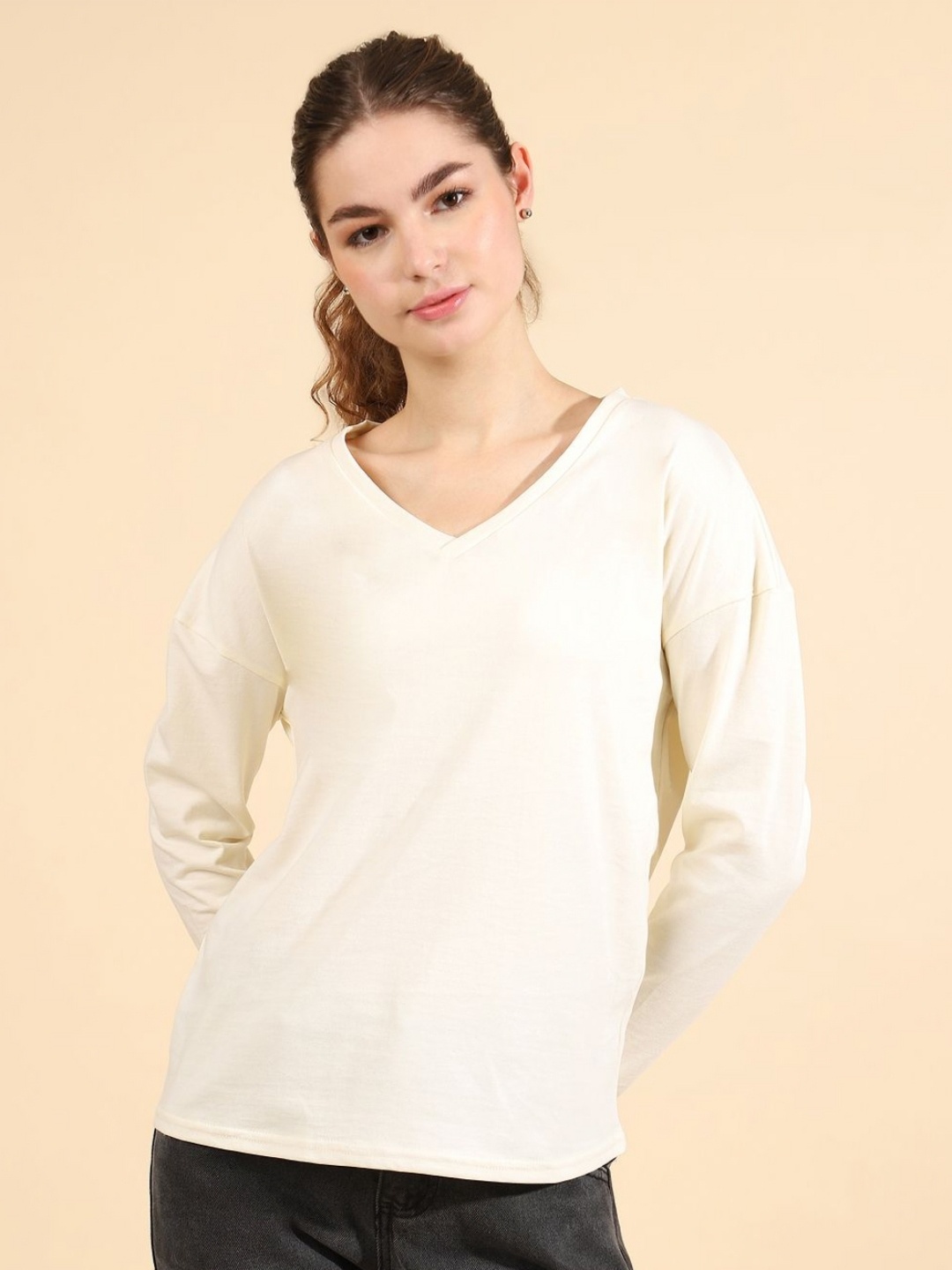 

UnaOne Women Solid V-Neck Cotton Oversized T-Shirt, Off white