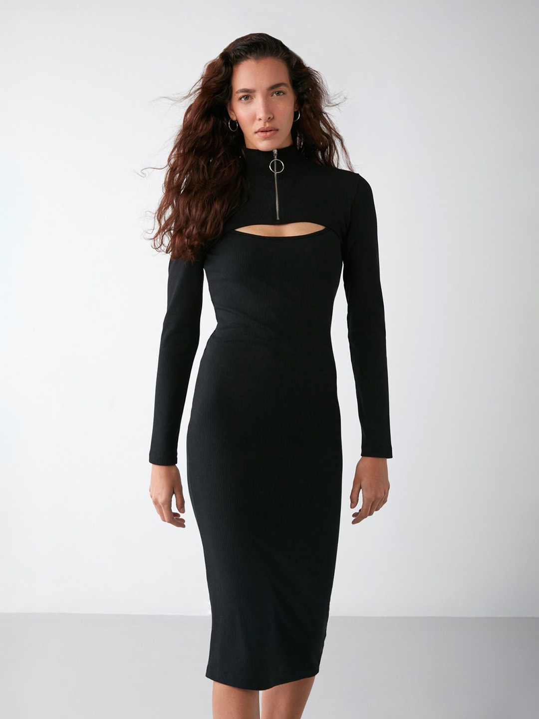 

GRIMELANGE High Neck Cut Out Solid Bodycon Dress, Black