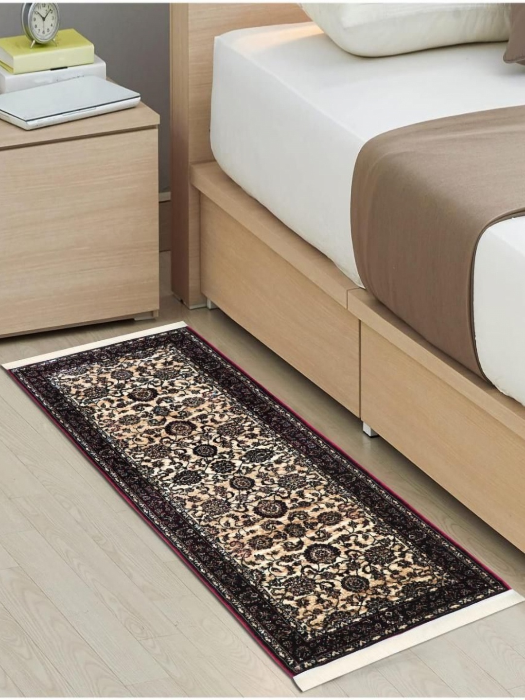 

MODEFE Cream Colored & Black Floral Printed Anti Skid Nylon Carpet