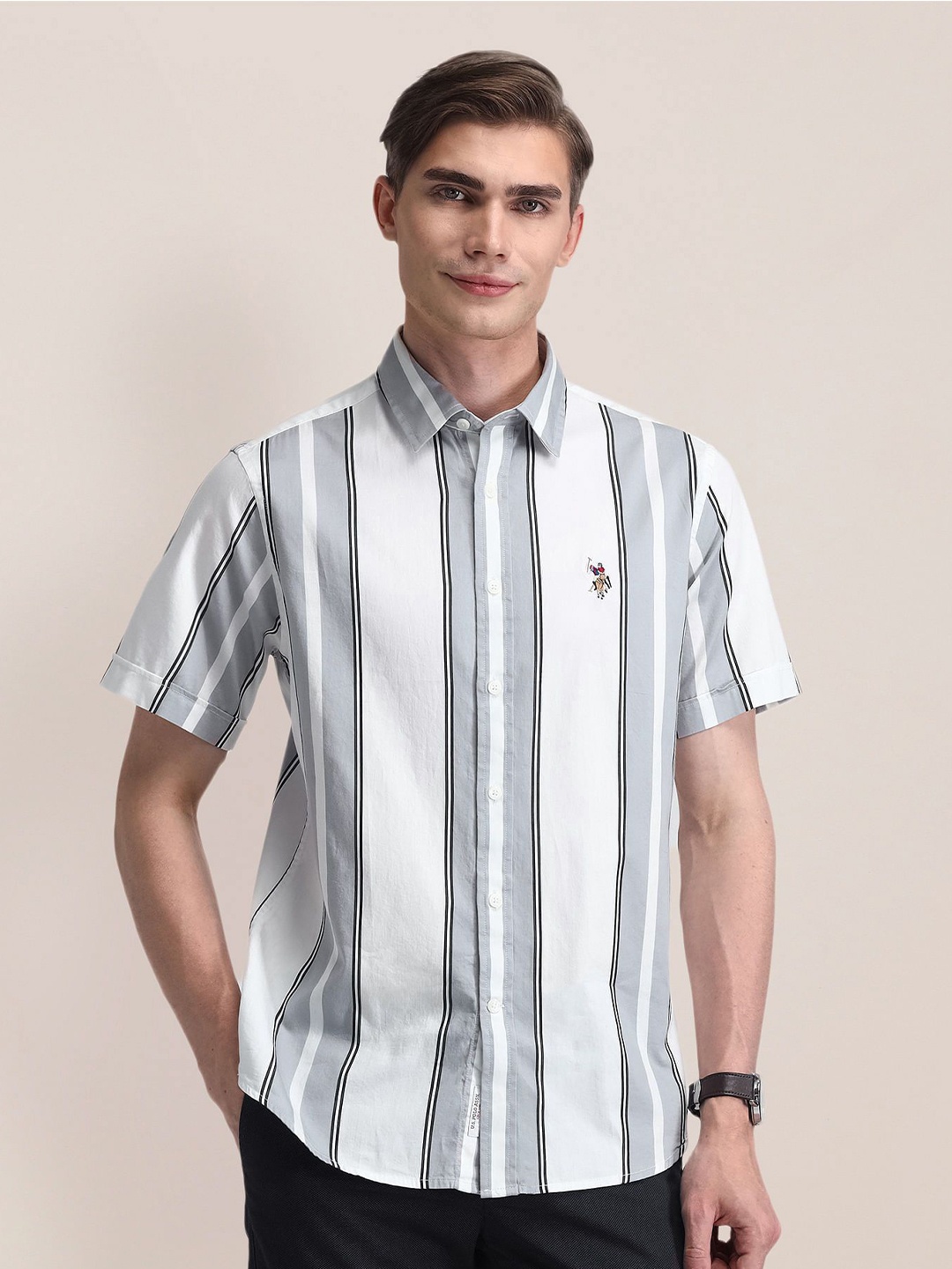 

U.S. Polo Assn. Men Classic Spread Collar Vertical Striped Cotton Casual Shirt, Grey