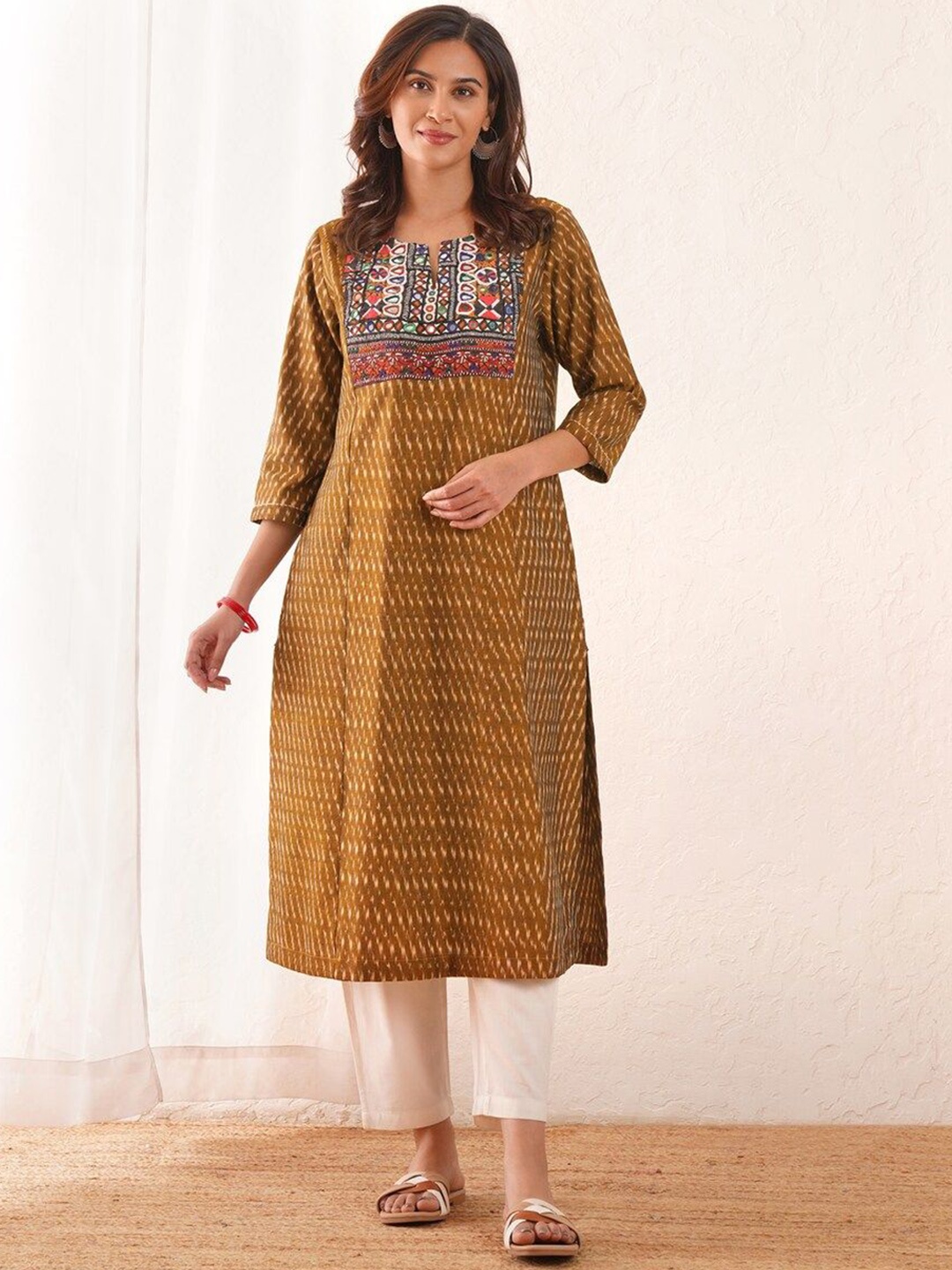 

JAYPORE Ethnic Motifs Printed Thread Work Pure Cotton Straight Kurta, Beige