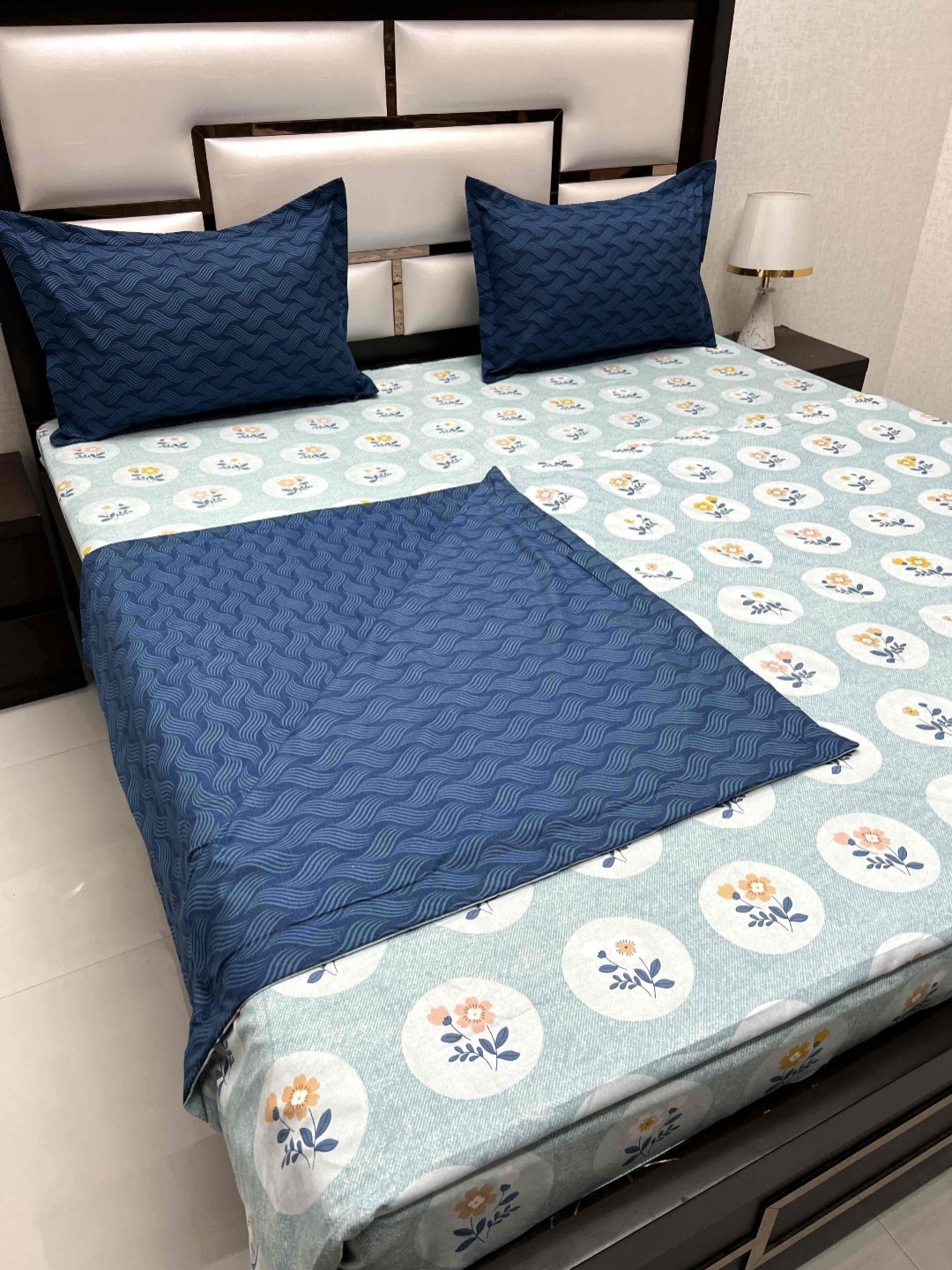 

Pure Decor Blue Floral Cotton Double King Comforter With Bedsheet & 2 Pillow Covers