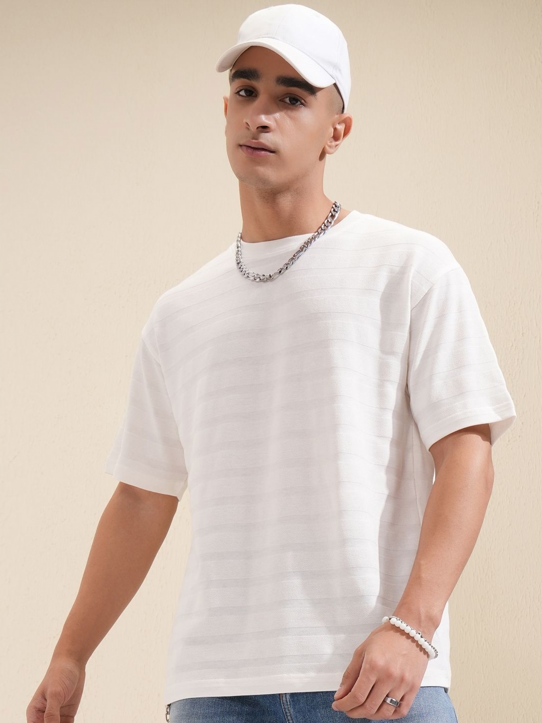 

HIGHLANDER Men Solid Round Neck Cotton Oversized T-Shirt, Off white