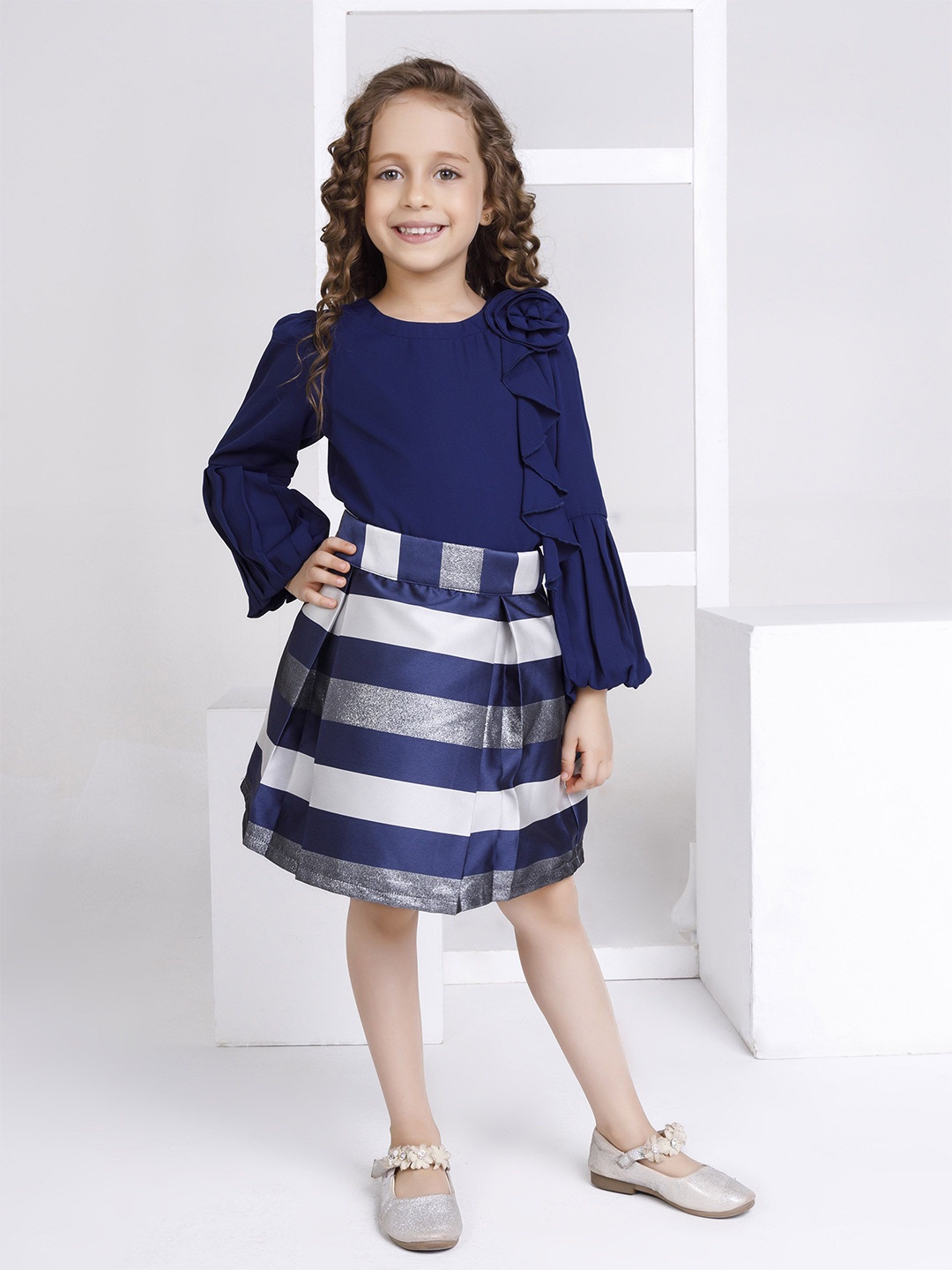 

Peppermint Girls Round Neck Bishop Sleeves Top with Skirt, Navy blue