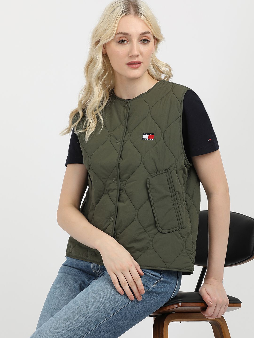 

Tommy Hilfiger Women Solid Collarless Quilted Jacket, Green