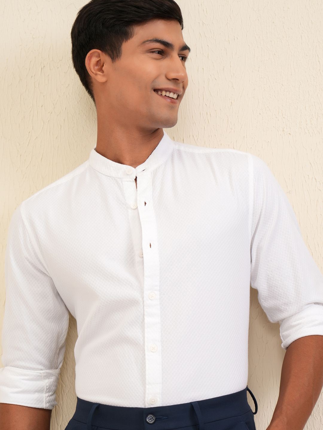 

LOCOMOTIVE Premium Men Dobby Textured Solid Mandarin Collar Casual Shirt, White