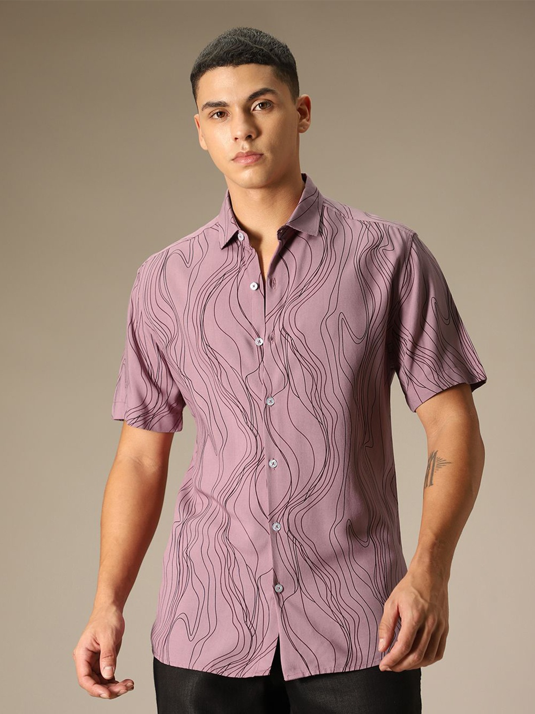 

Banana Club Men Classic Opaque Striped Casual Shirt, Pink