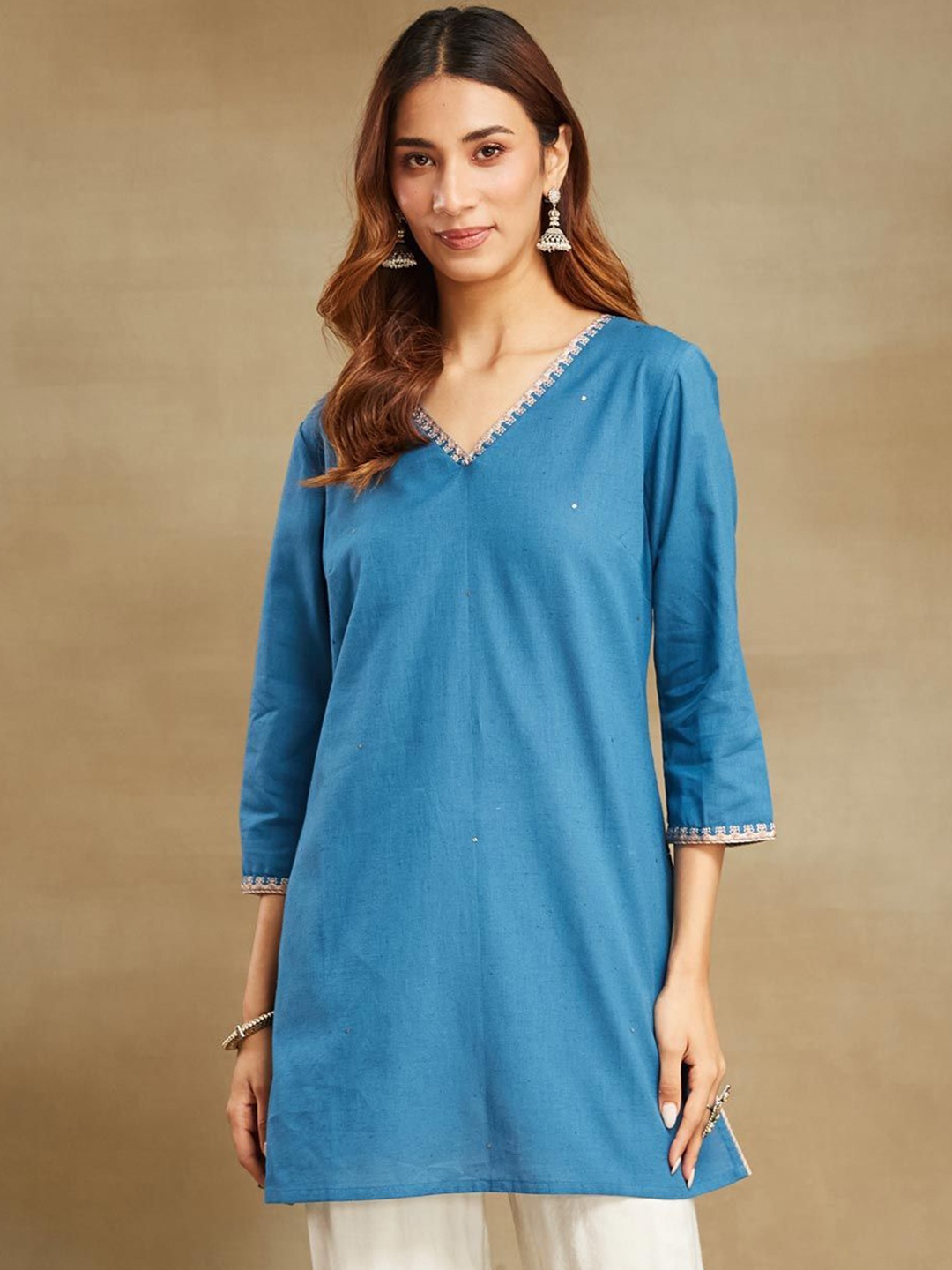 

Fabindia V-Neck Sequins Cotton Short Straight Kurta, Blue