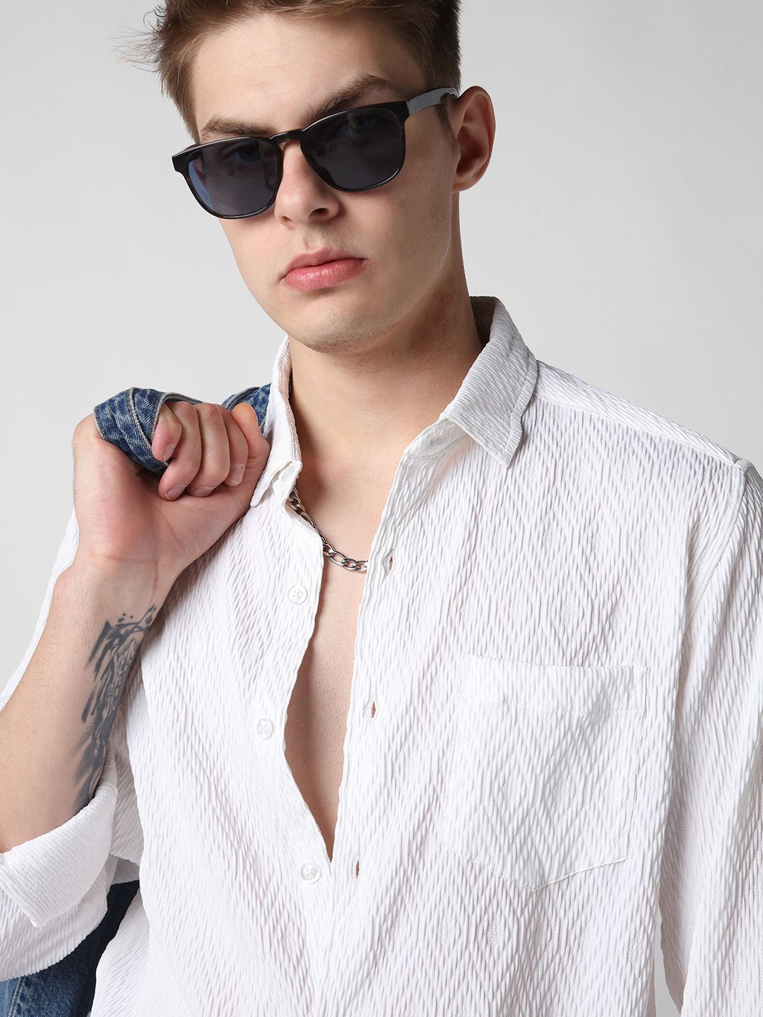 

VASTRADO Men Classic Cutaway Collar Textured Slim Fit Casual Shirt, White