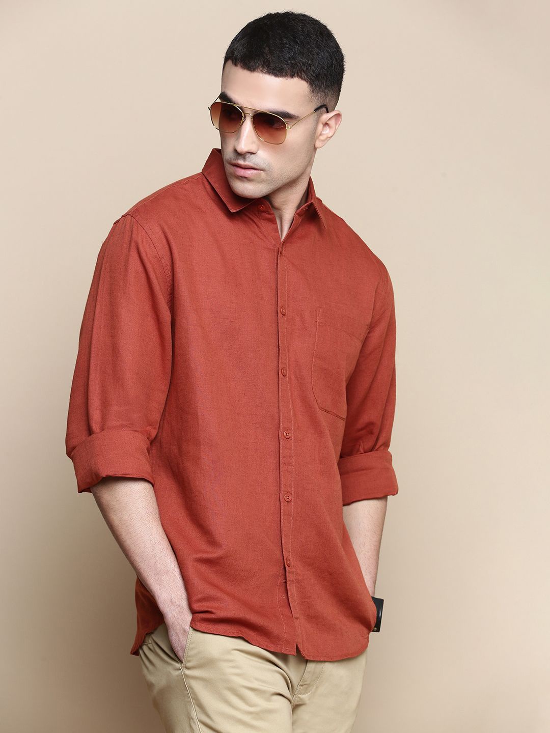 

INVICTUS Men Sport Spread Collar Solid Cotton Slim Fit Casual Shirt, Rust