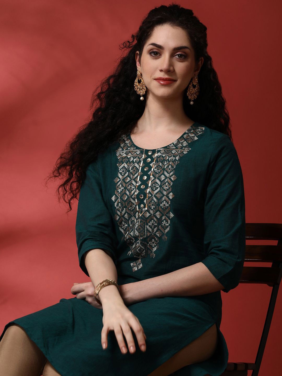 

Anouk Geometric Yoke Design Pure Cotton Straight Kurta, Green