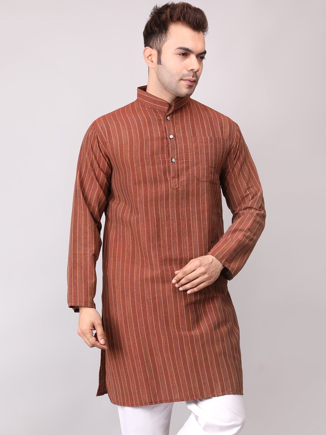 

Voniry Striped Mandarin Collar Straight Kurta, Brown