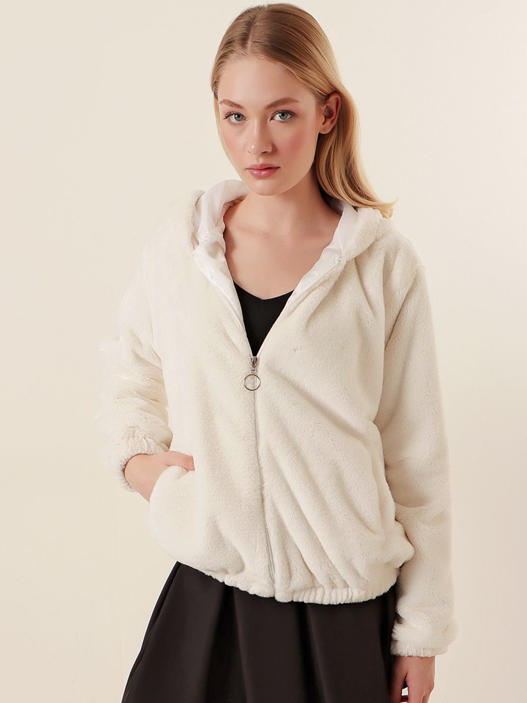 

BIGDART Women Hooded Jacket, Off white