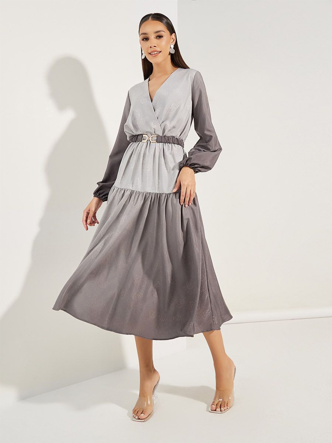 

Styli Women Colourblocked Long Sleeves A-Line Midi Dress, Grey