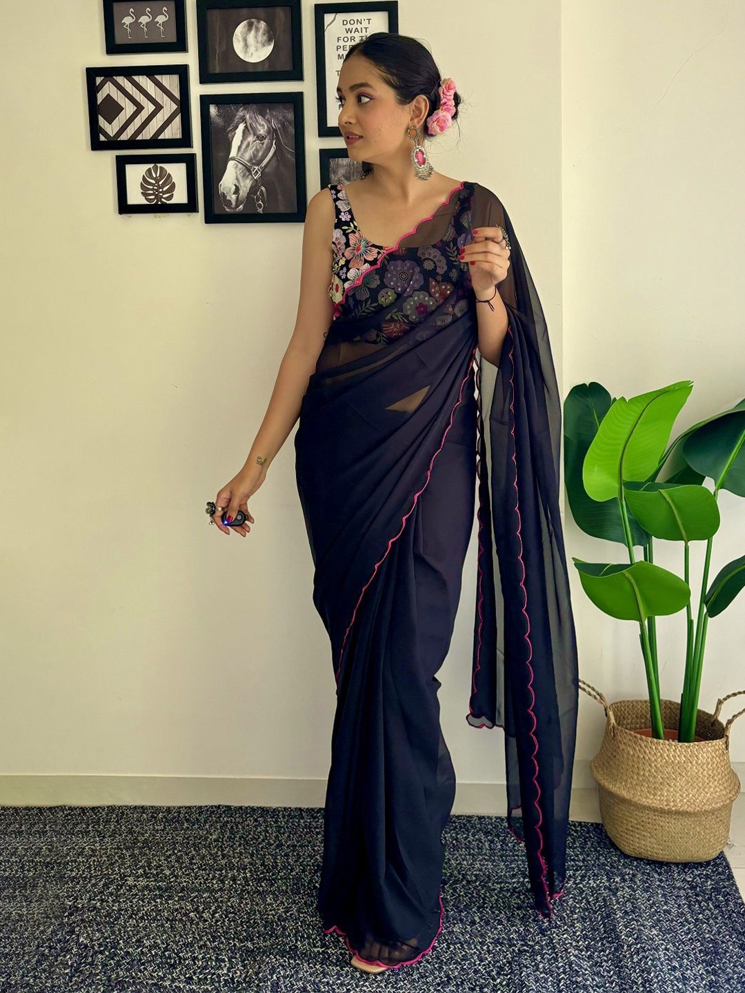 

SGF11 Embroidered Pure Georgette Saree, Black