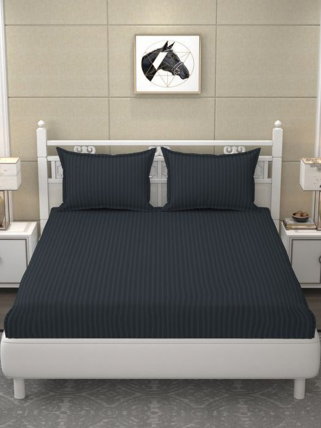 

BELVOSTUM Lavender Striped 250 TC King Bedsheet with 2 Pillow Covers