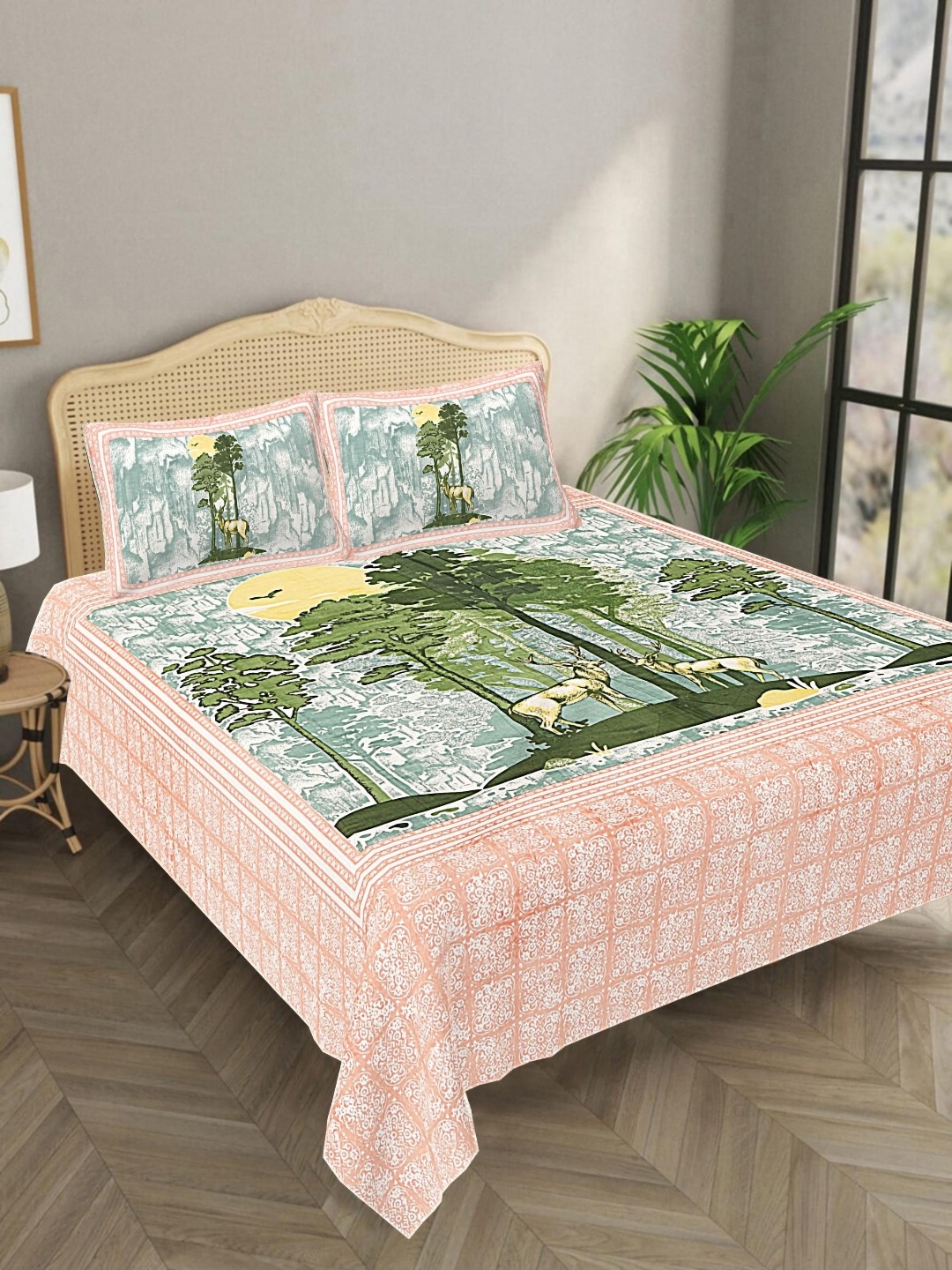 

Aura Peach-Coloured & Green Graphic 144 TC Pure Cotton King Bedsheet With 2 Pillow Covers