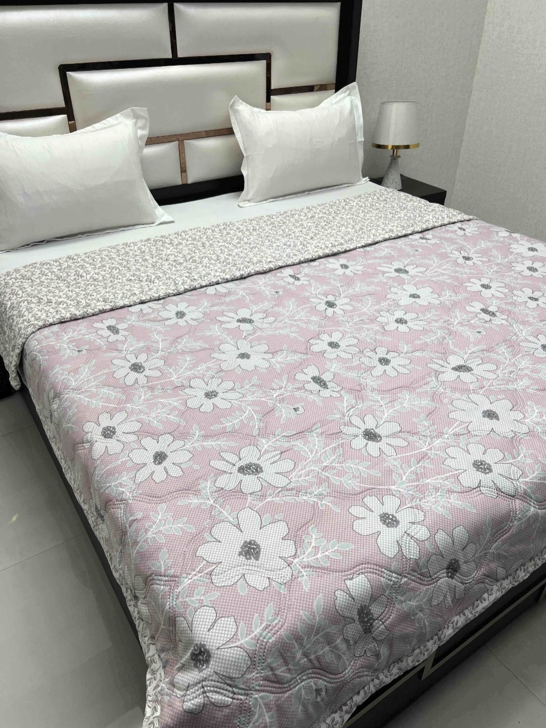

Pure Decor Doze Pink & White Floral AC Room 300 GSM Double Bed Reversible Comforter