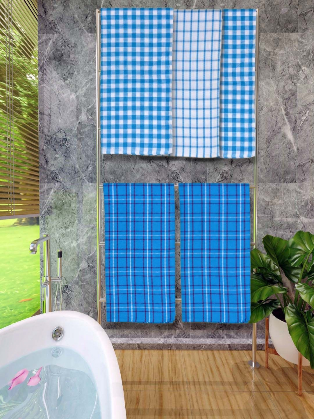 

Aura Blue & White 5 Pieces Checked Cotton 250 GSM Water Absorbent Bath Towels