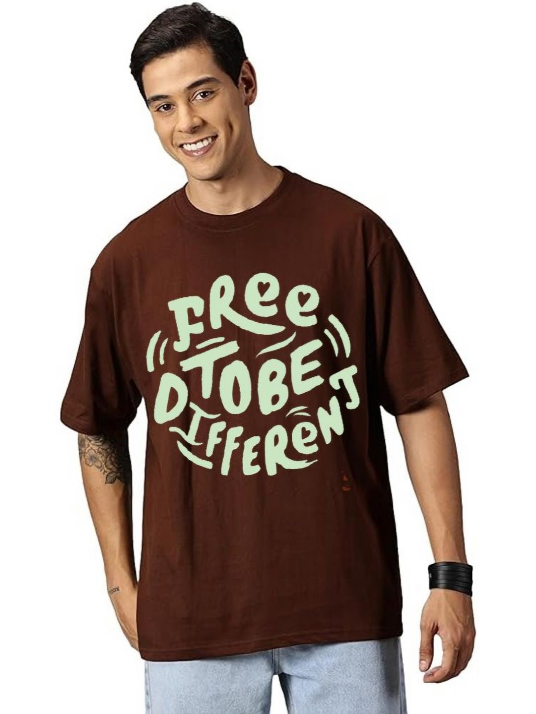 

VIXENLY Men Printed Drop-Shoulder Sleeves Pockets T-shirt, Brown