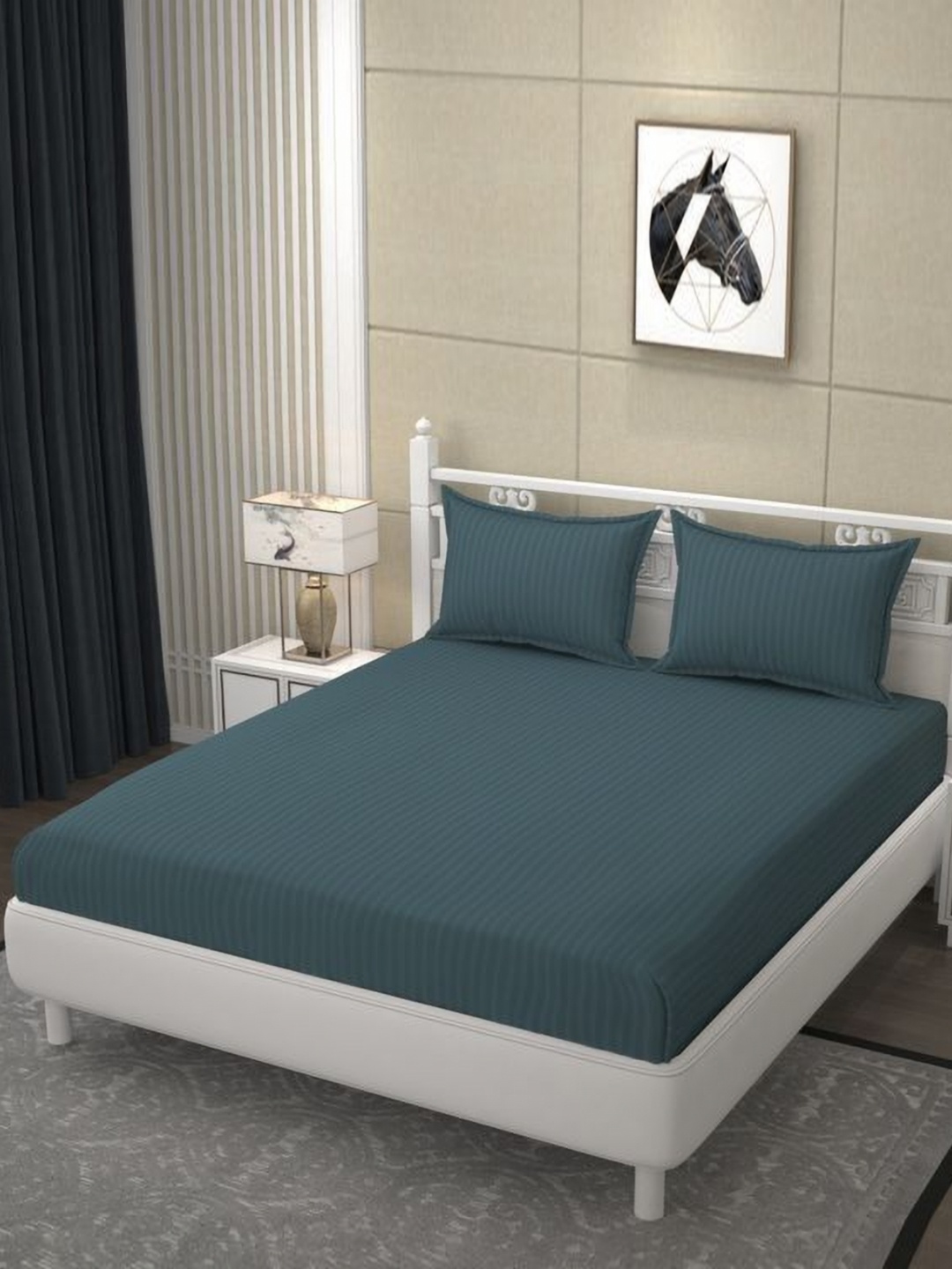 

BELVOSTUM Blue Striped 250 TC King Bedsheet with 2 Pillow Covers