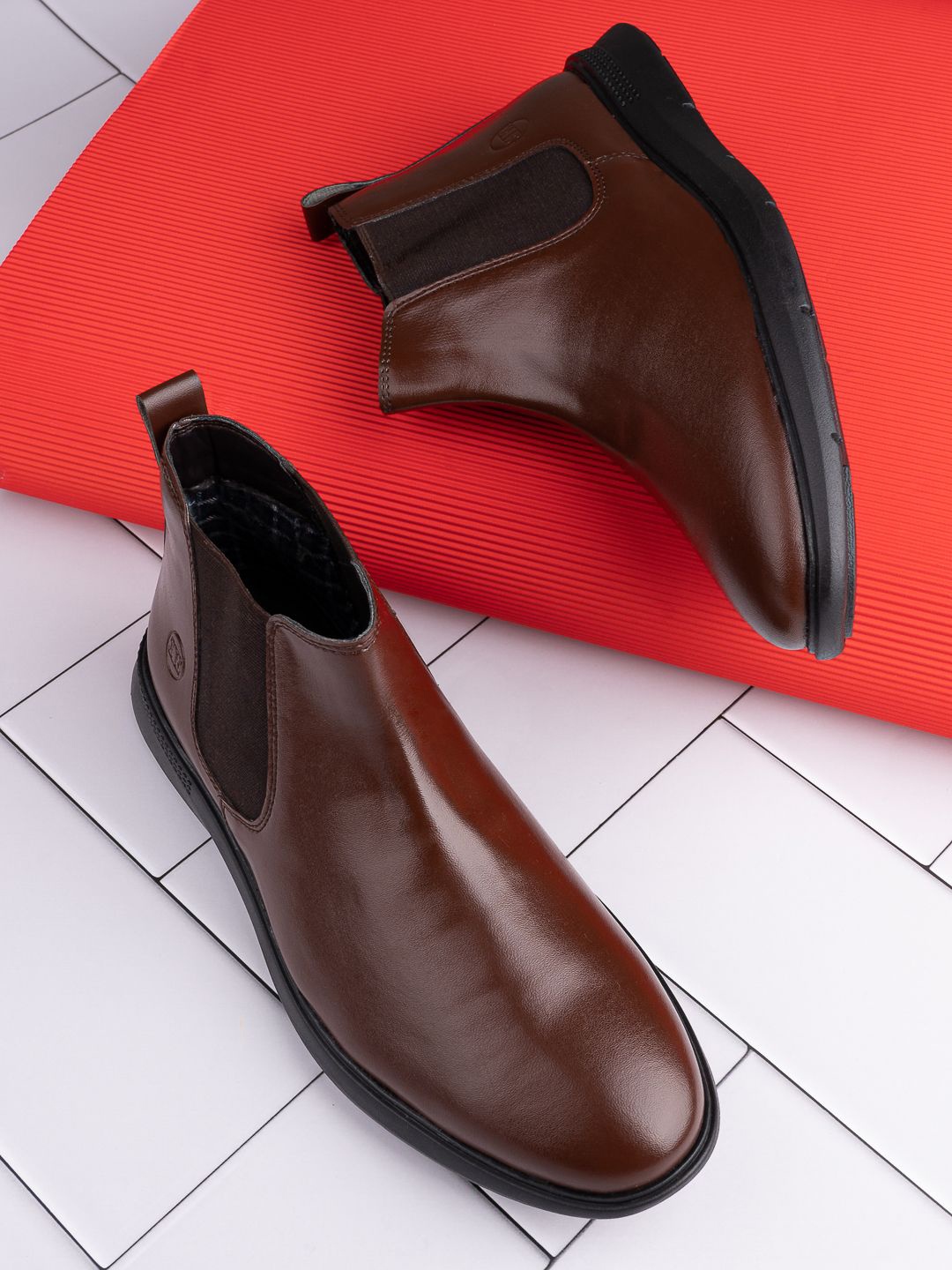 

ESMEE Men Leather Chelsea Boots, Brown