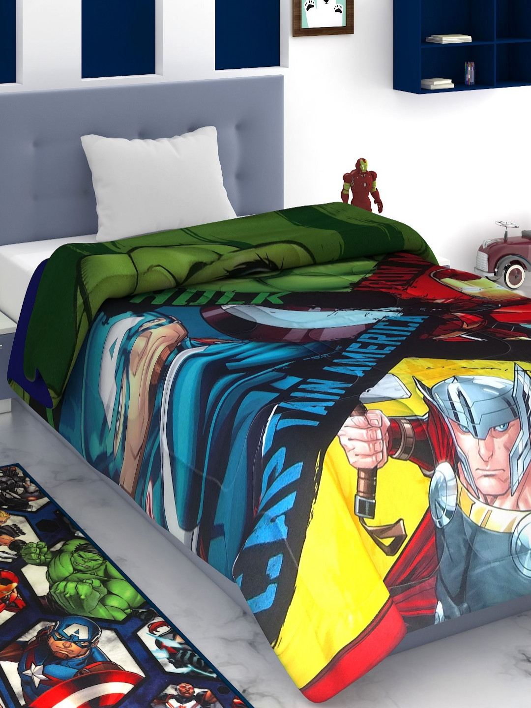 

Athom Living Kids Red & Blue Avengers Printed 300 GSM Bed Comforter, Green