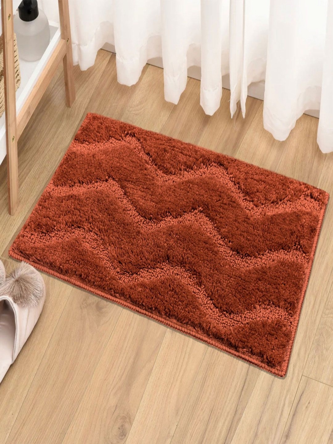 

LUXEHOME INTERNATIONAL Rust Textured 1800 GSM Bath Rug