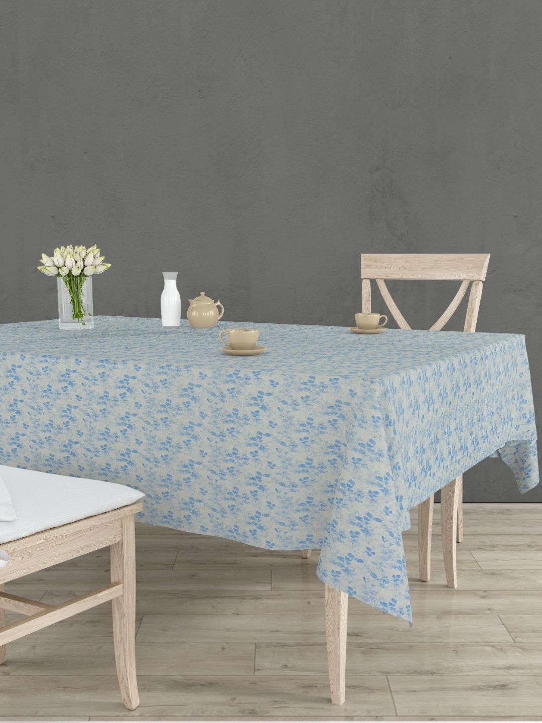 

RRC Blue & Cream Colored Floral Anti-Slip Cotton 6 Seater Table Cover