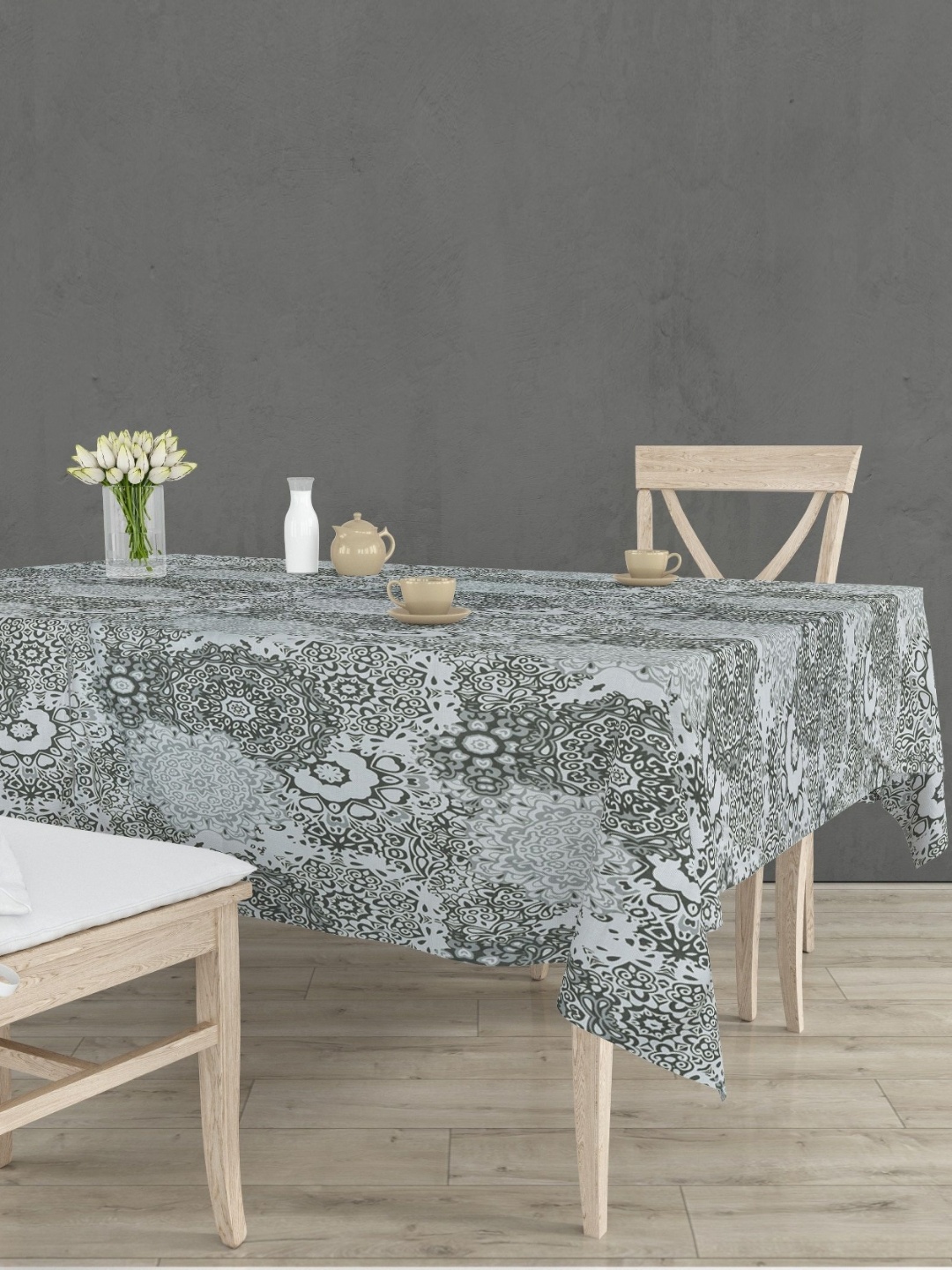 

RRC Black Floral Anti-Slip Cotton 6-Seater Table Cover