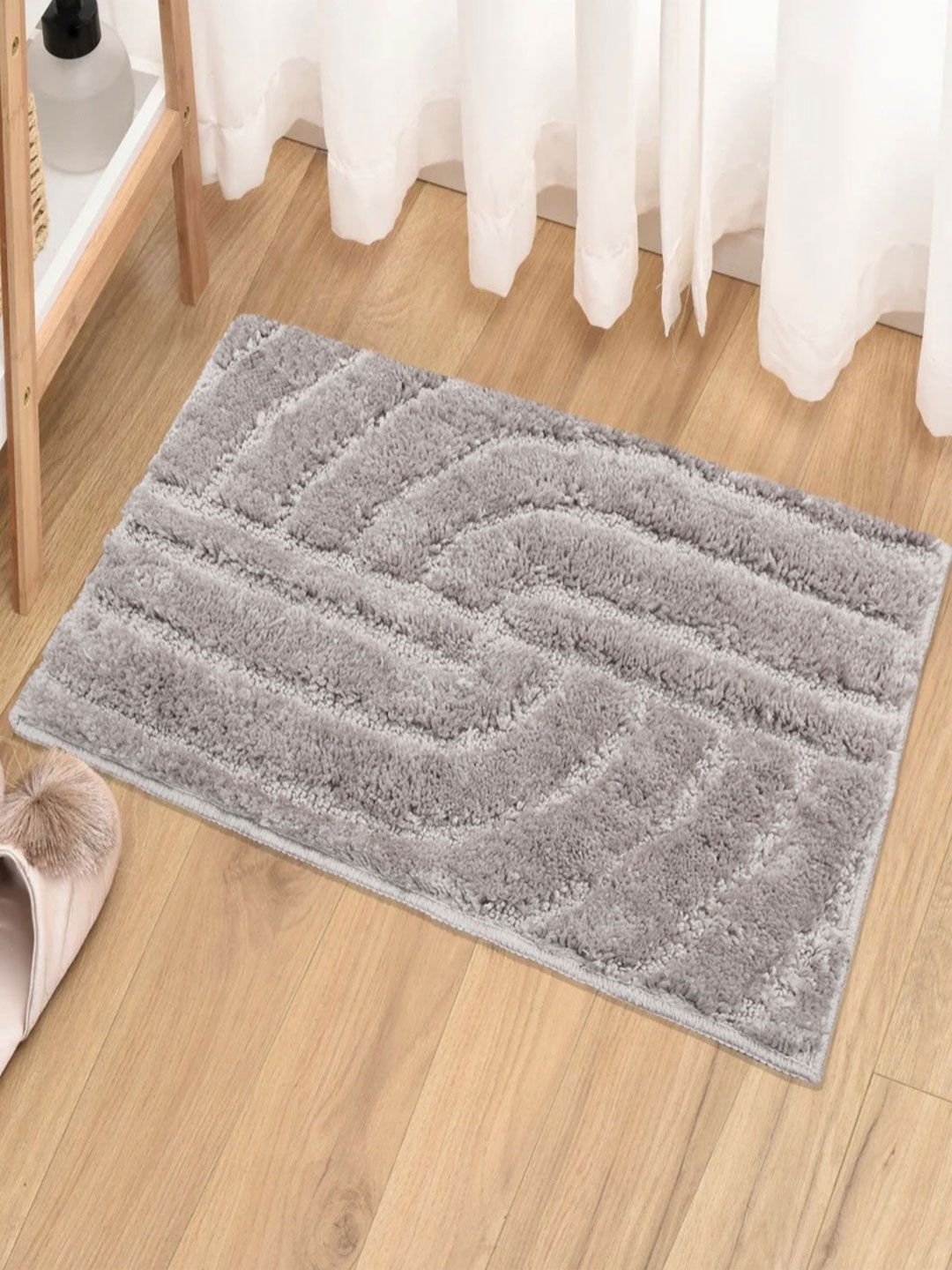 

LUXEHOME INTERNATIONAL Grey Textured 1800 GSM Bath Rug