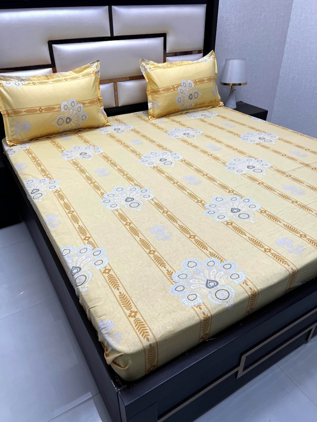 

Pure Decor Passion Yellow & Blue Ethnic Motifs 300 TC Queen Bedsheet with 2 Pillow Covers