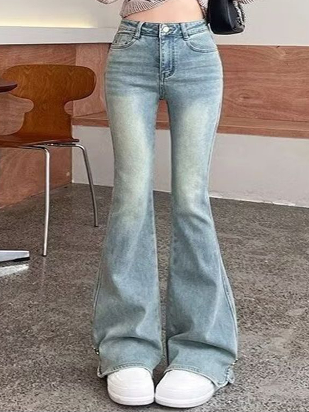 

StyleCast Women Bootcut High-Rise Heavy Fade Jeans, Blue