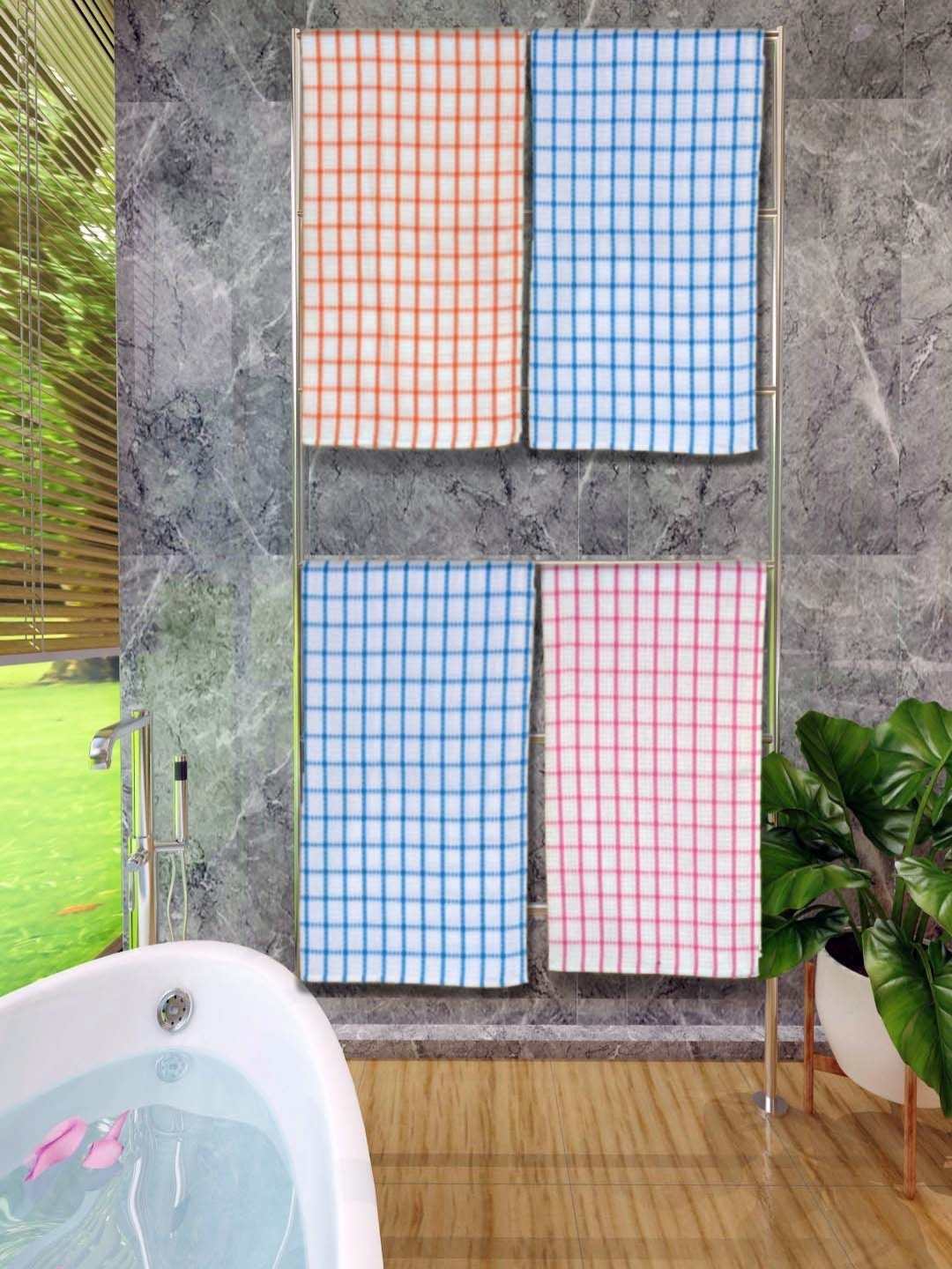 

Aura Blue & White 4 Pieces Checked Cotton 250 GSM Bath Towels
